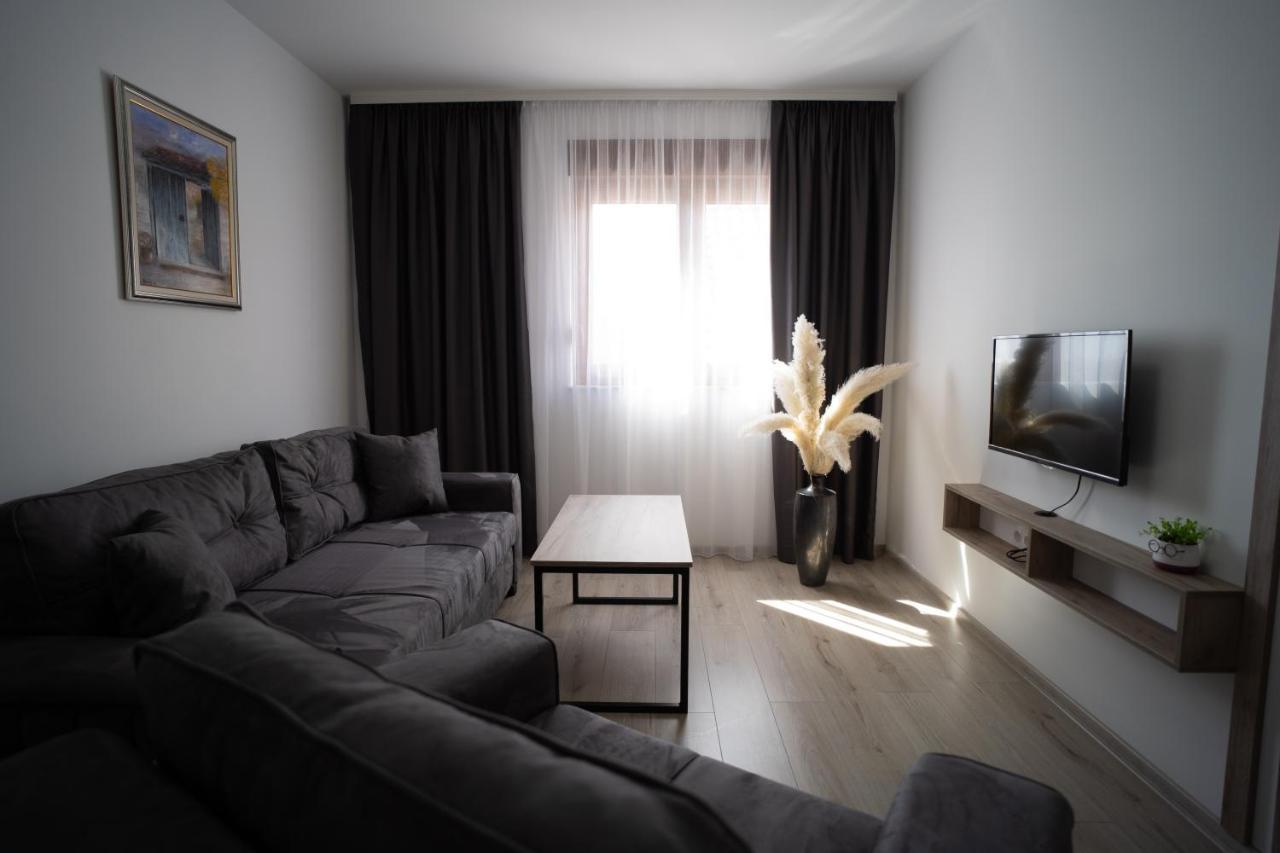 Apartments And Rooms Smile Mostar Kültér fotó